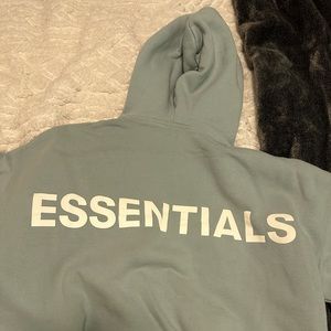 Essentials fear of god hoodie sweatshirt size small